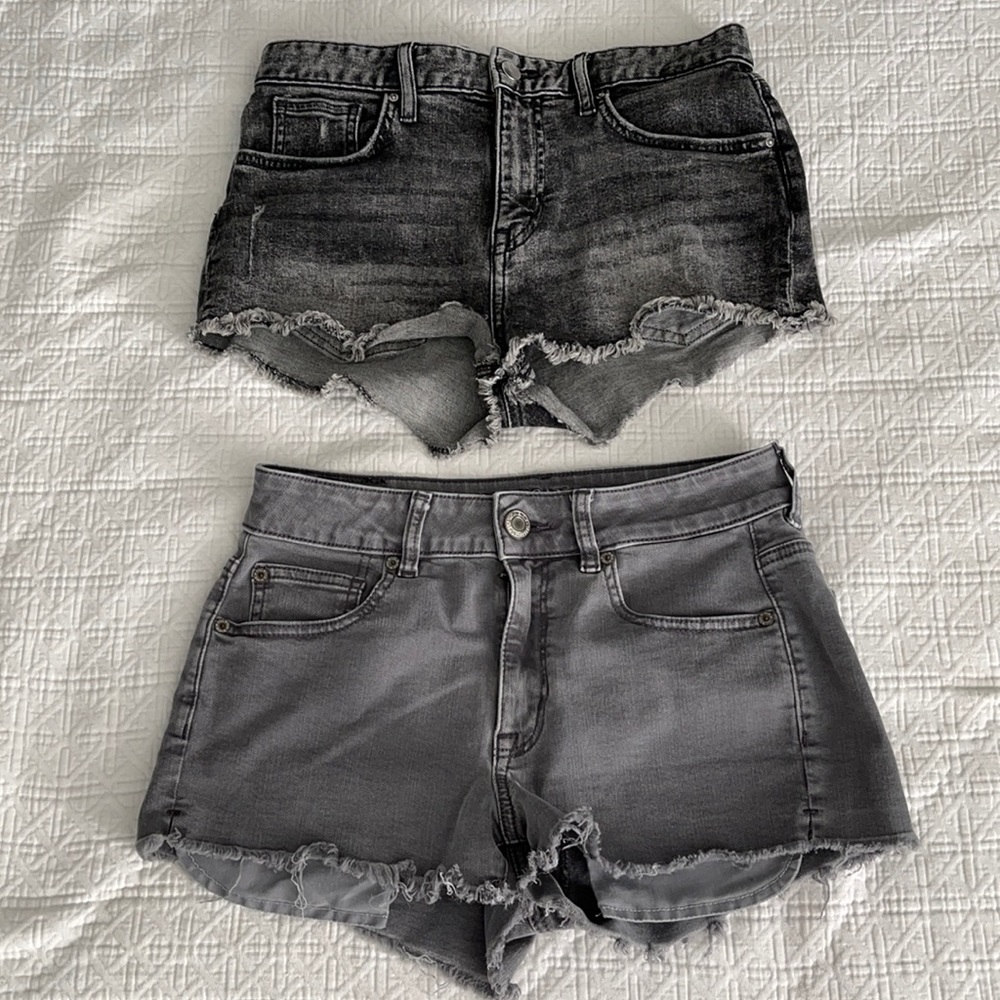 2 Pairs of Gray Shorts Size 4 AEO and H&M